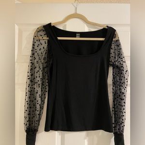 Black Blouse / See-thru Sleeves